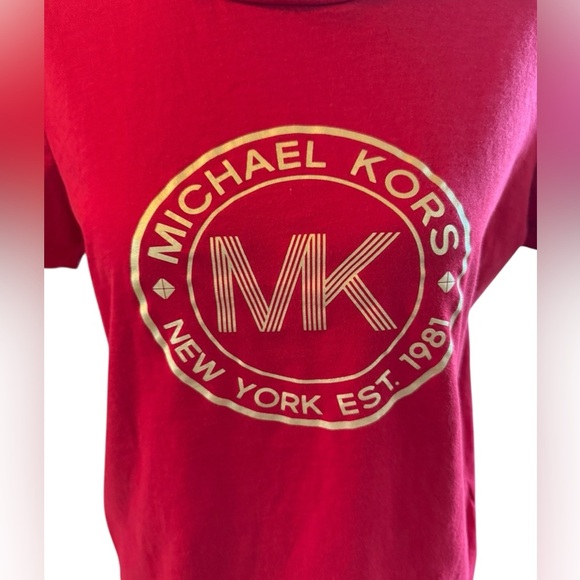 Women’s Michael Kors shirt sleeve Red Tee with Gold Logo size Medium - Picture 1 of 6
